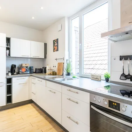Design-apartment Zentrum Ruhige Lage Smart-tv 85qm Apartment *
