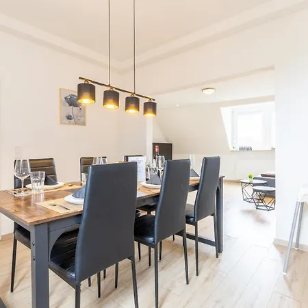 Design-apartment Zentrum Ruhige Lage Smart-tv 85qm